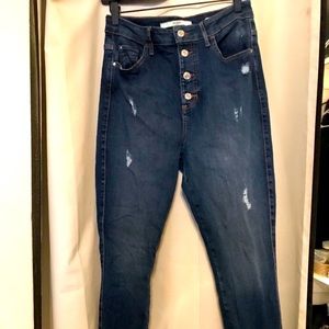 High waisted Guess Jeans -Triple button